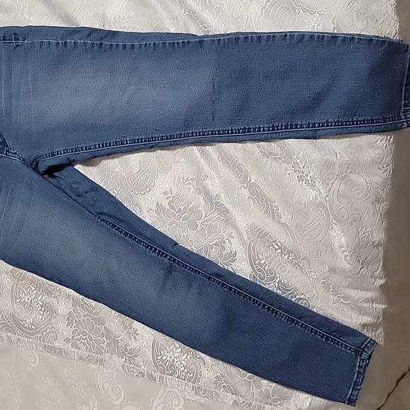 Jeans - Picture 2 of 3